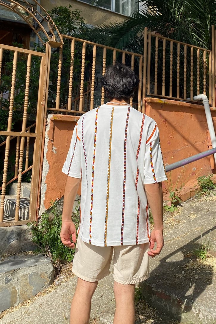 Ethnic Strip Baskılı Oversize Tshirt