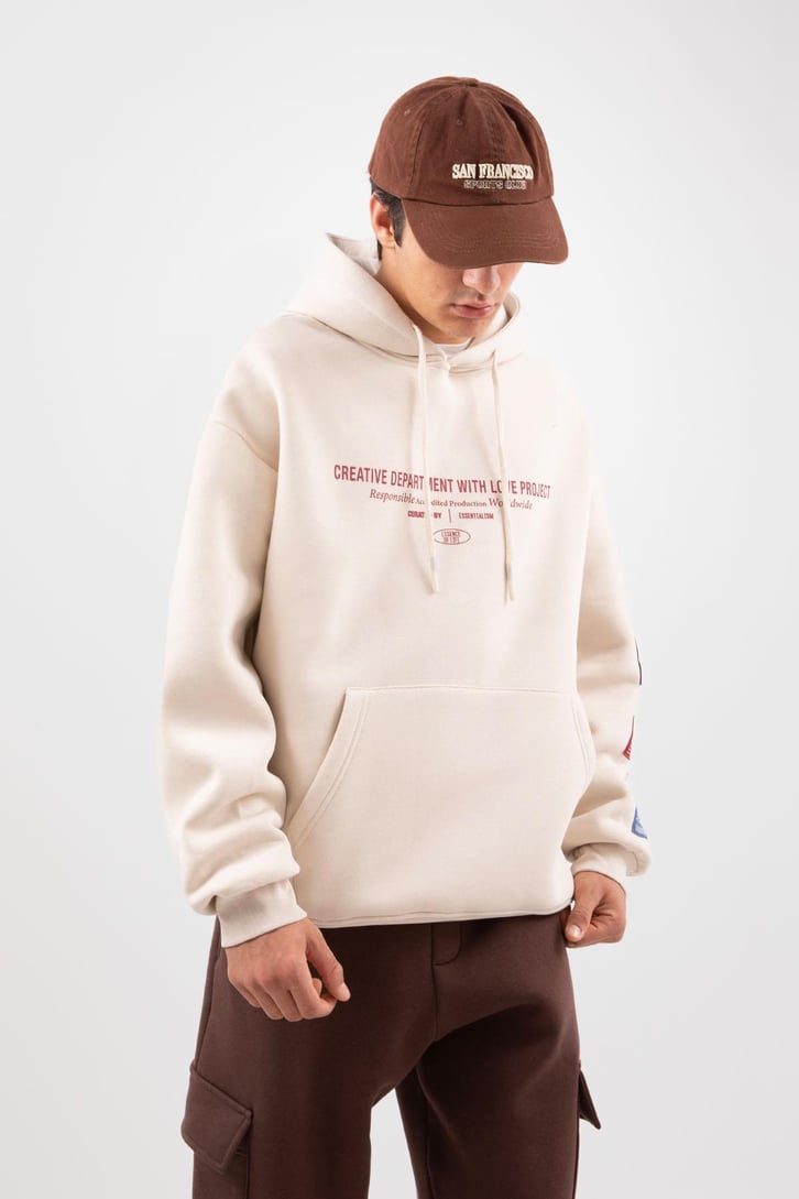 Etiket Nakışlı Bej Oversize Hoodie