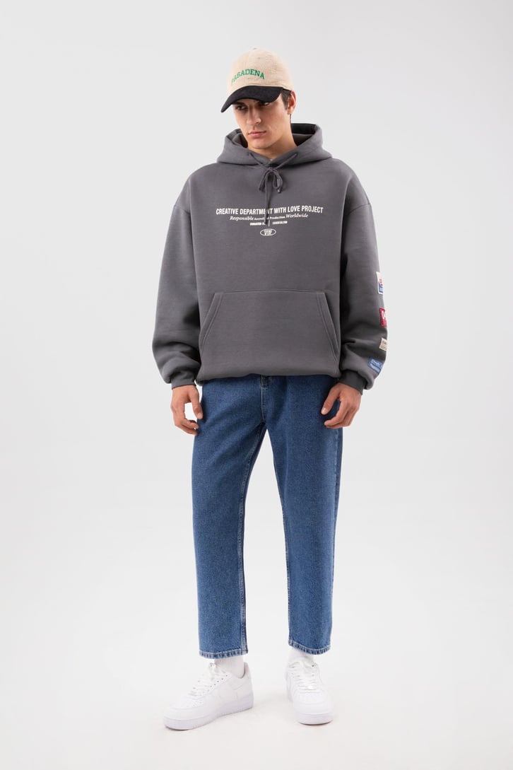 Etiket Nakışlı Bej Oversize Hoodie