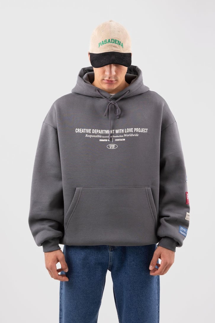 Etiket Nakışlı Bej Oversize Hoodie