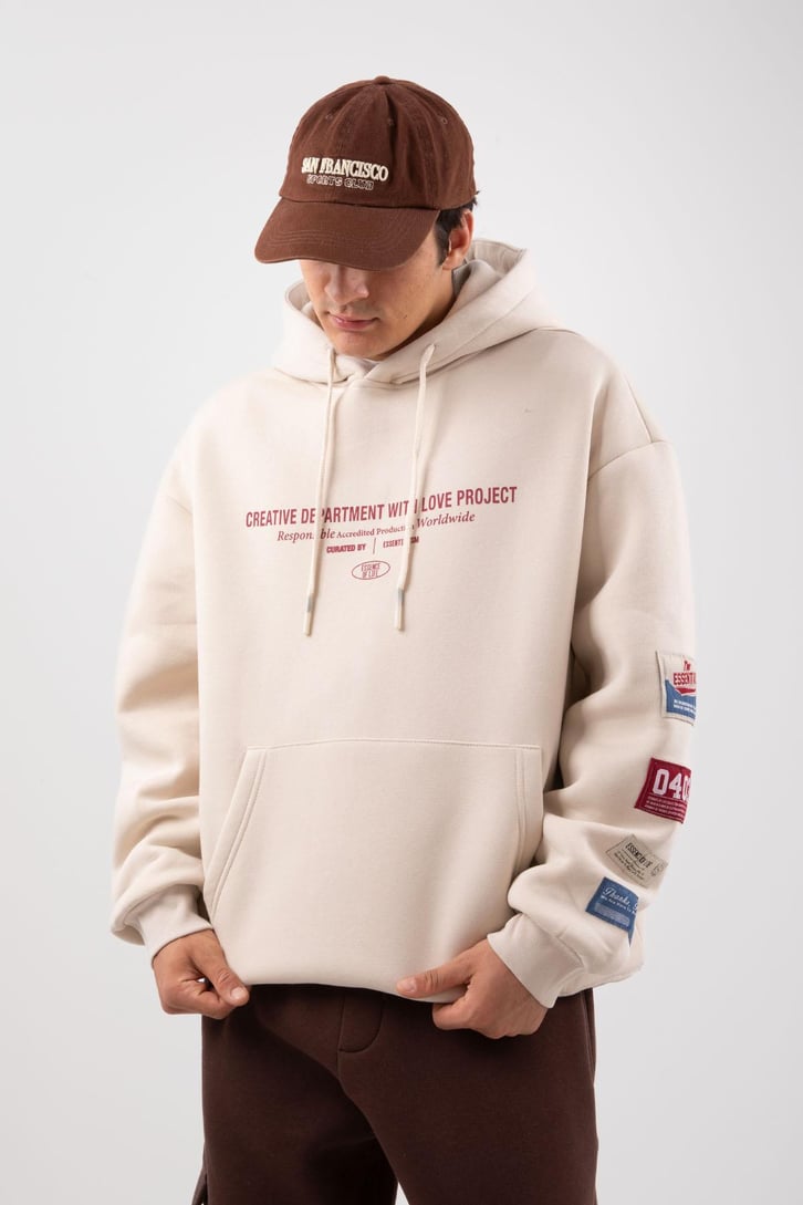 Etiket Nakışlı Bej Oversize Hoodie