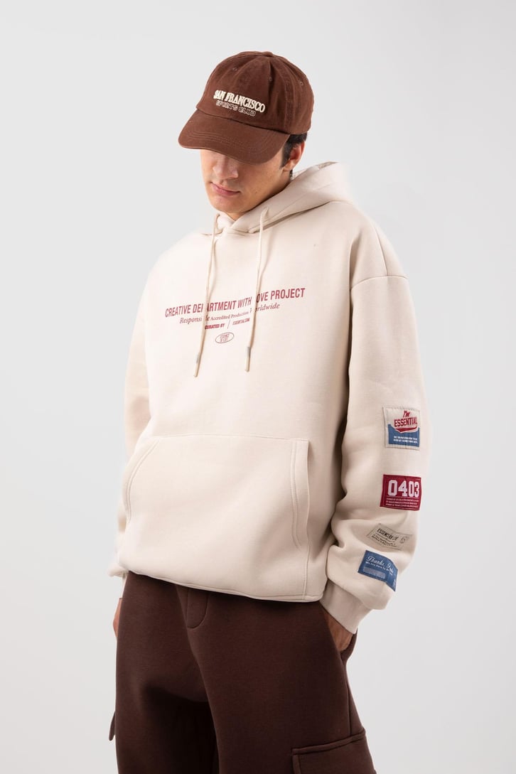 Etiket Nakışlı Bej Oversize Hoodie