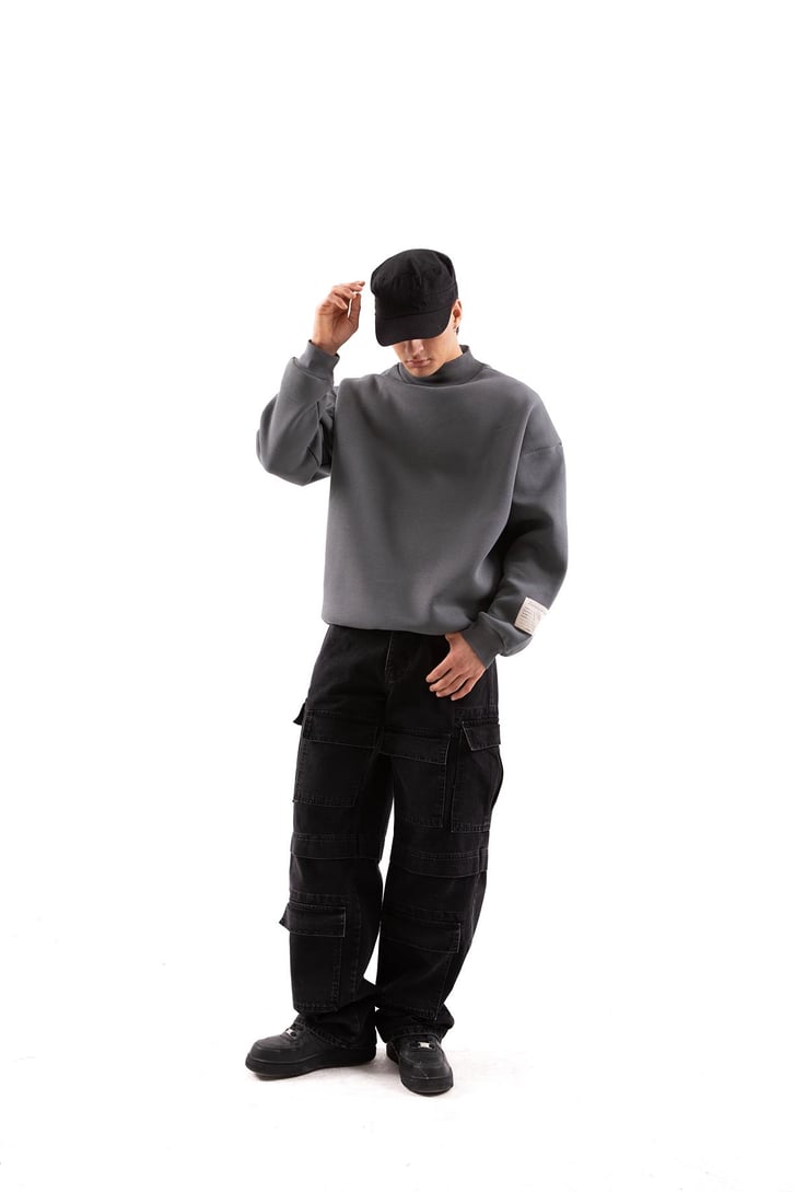 Etiket Nakışlı Füme Oversize Sweatshirt