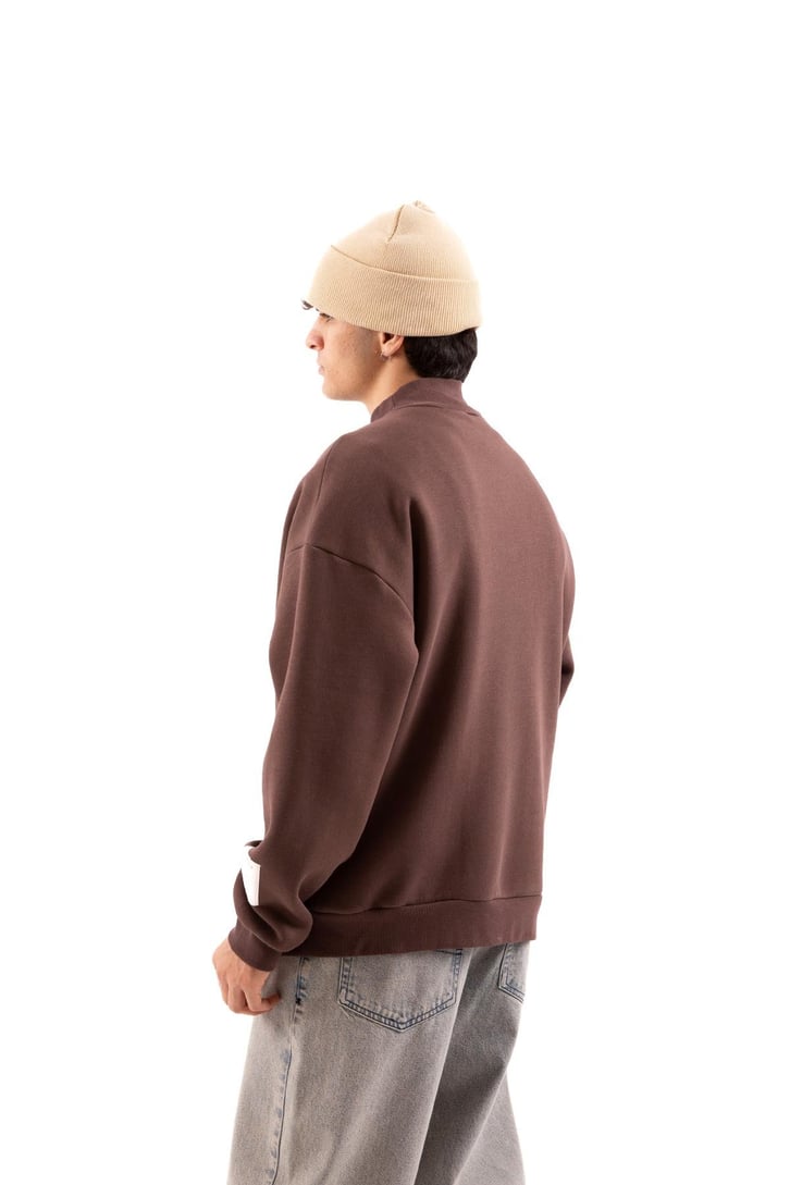Etiket Nakışlı Kahverengi Oversize Sweatshirt