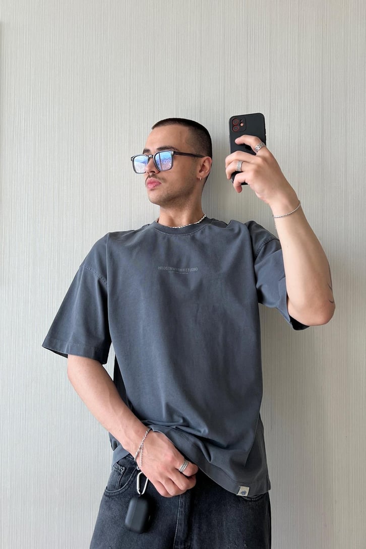 Etiket Nakışlı Oversize Tişört