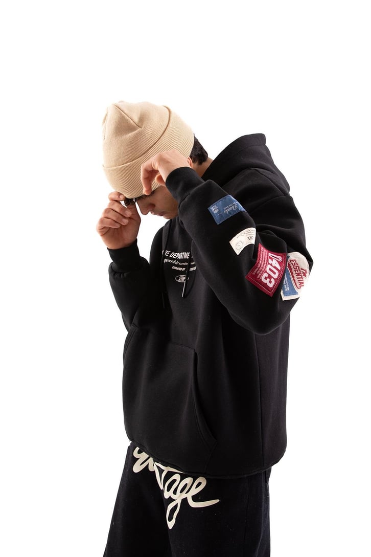 Etiket Nakışlı Siyah Oversize Hoodie