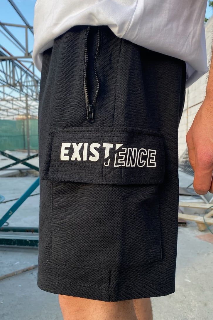 Existence Baskılı Siyah Örme Şort