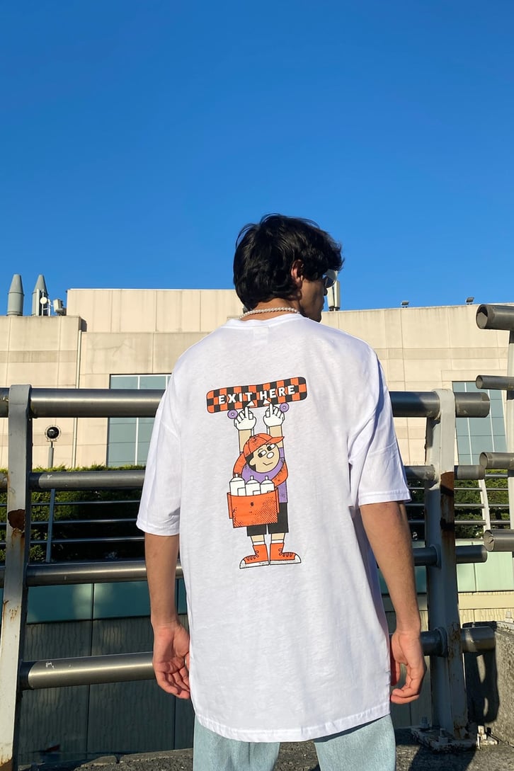 Exit Here Baskılı Siyah Oversize Tshirt