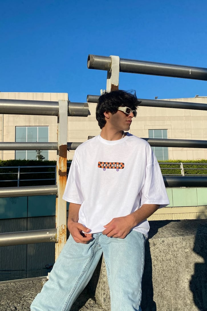 Exit Here Baskılı Siyah Oversize Tshirt