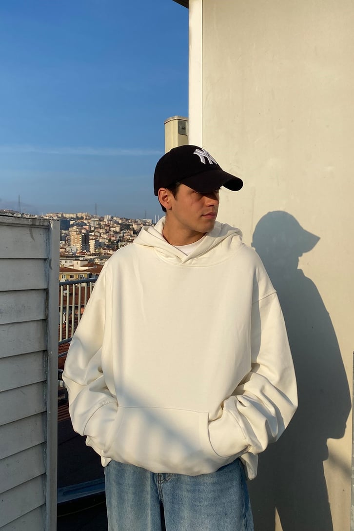 EXTRA OVERSIZE BASIC HOODIE