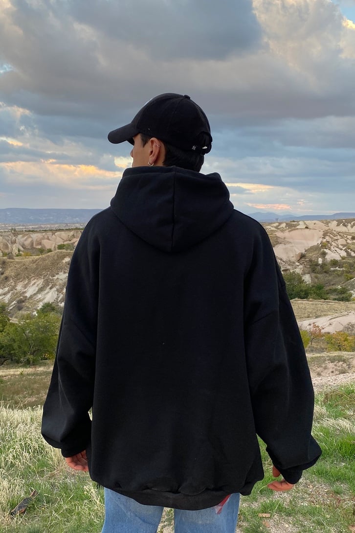 EXTRA OVERSIZE BASIC HOODIE