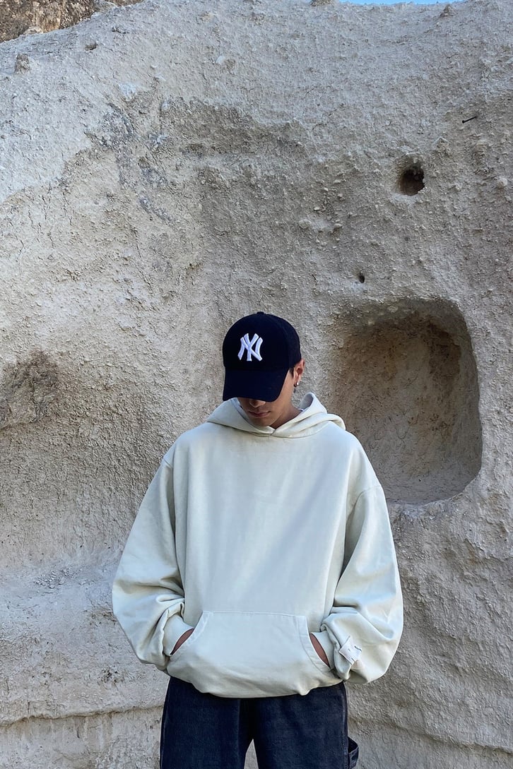 EXTRA OVERSIZE BASIC HOODIE