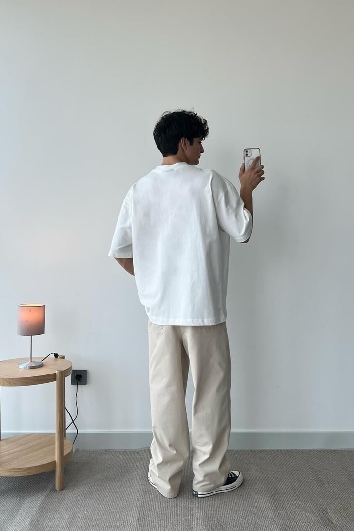 Eye Baskılı Beyaz Oversize Tişört