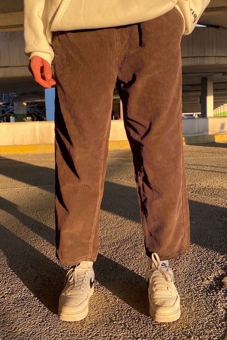 Fitilli Kadife Kahverengi Mom Fit Pants
