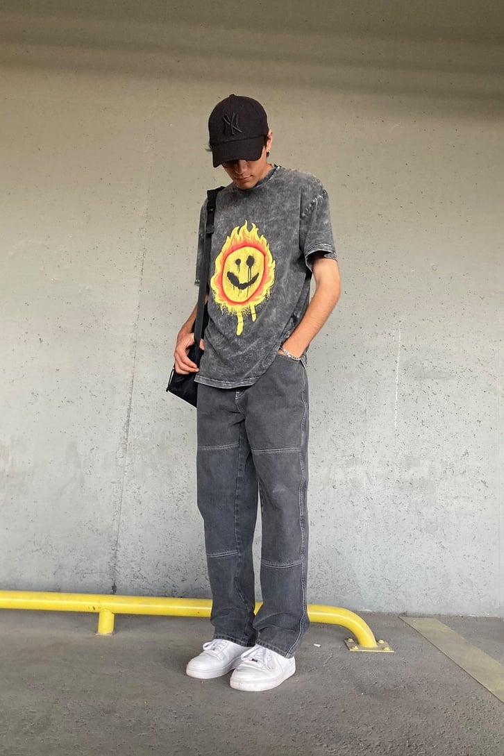Flaming Smiley Oversize T-shirt