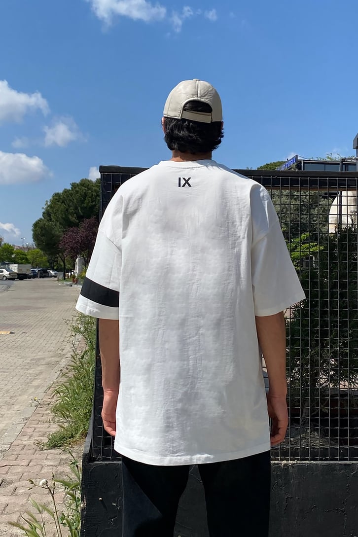 Flat White Baskılı Oversize Tshirt