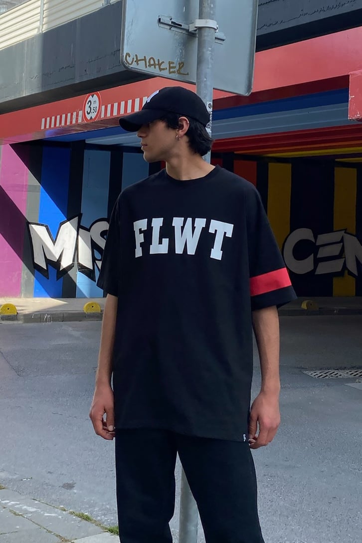 Flat White Baskılı Oversize Tshirt