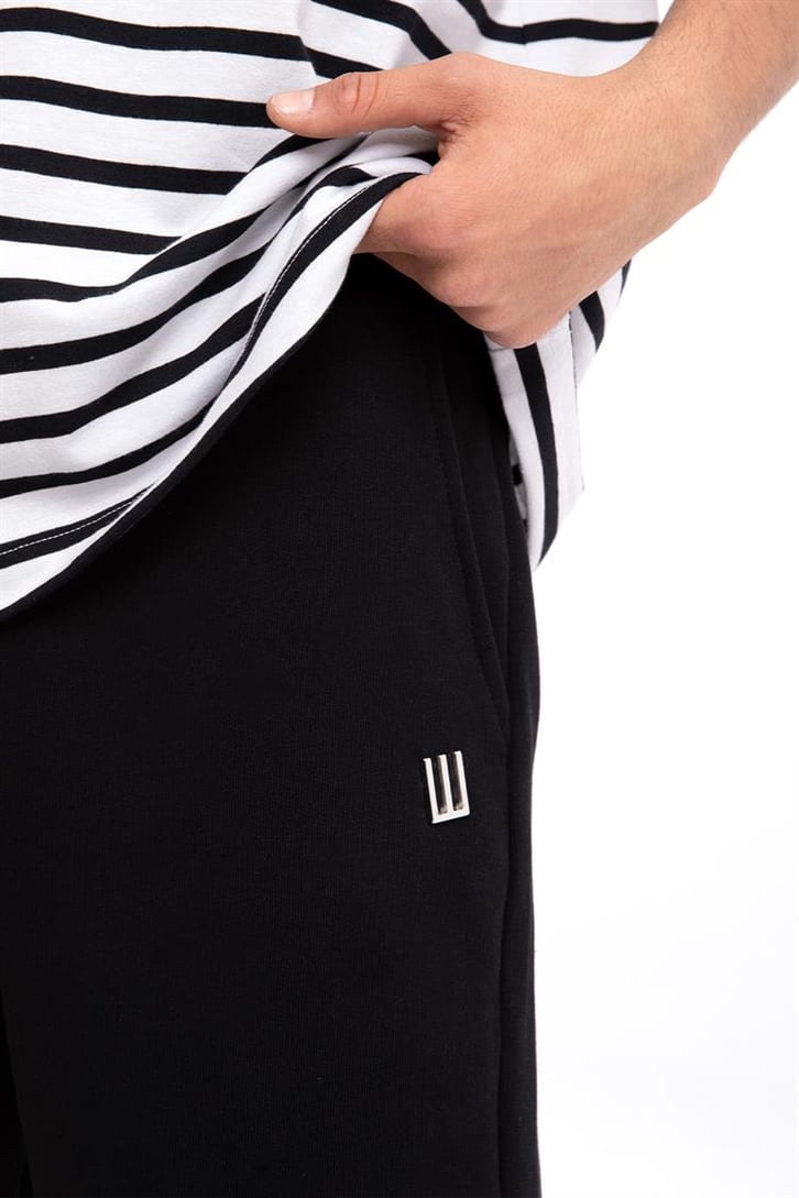 Flaw Atelier 500 GSM Premium Logo Detaylı Siyah Şort