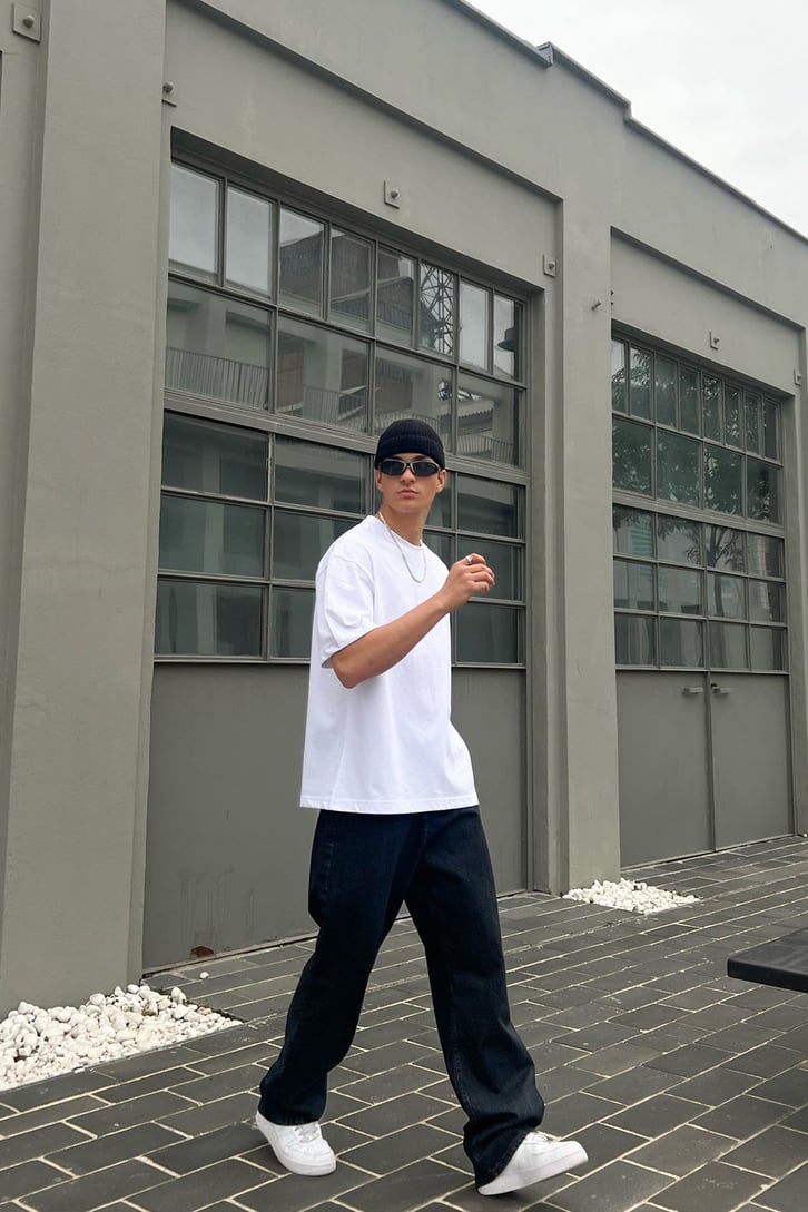 Flaw Atelier Basic Beyaz Oversize Tshirt