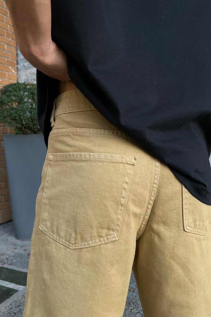 Flaw Atelier Basic Camel Baggy Jean
