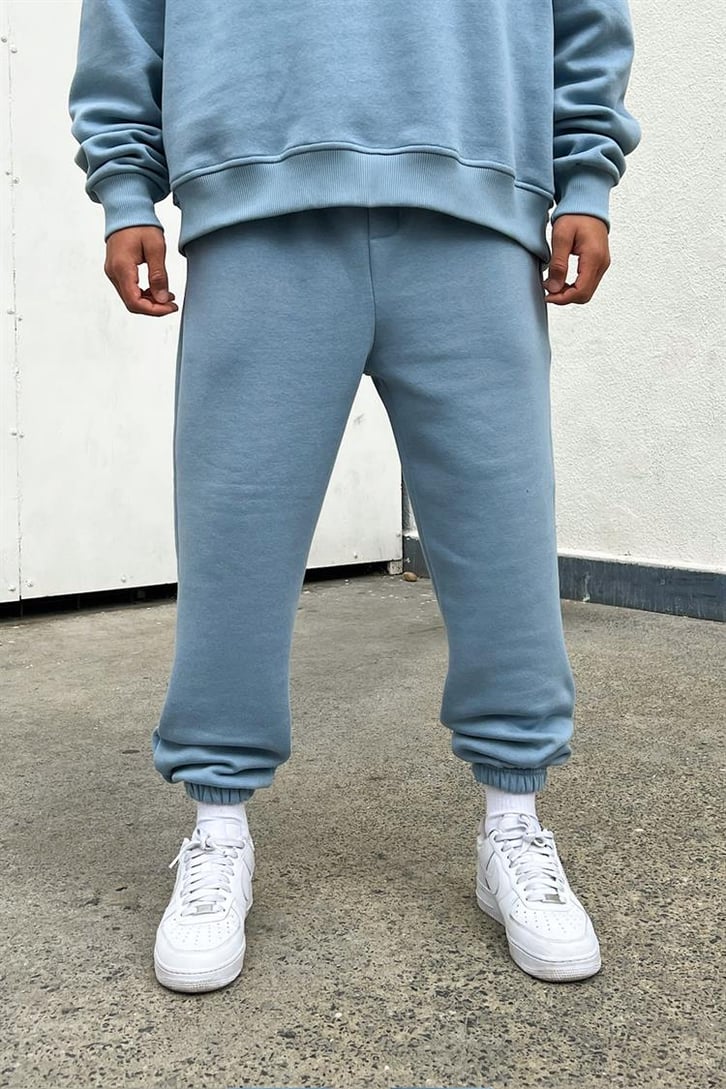 Flaw Atelier Basic Outfit Bebek Mavisi İçi Pamuklu Eşofman Takımı ve Beyaz Çorap