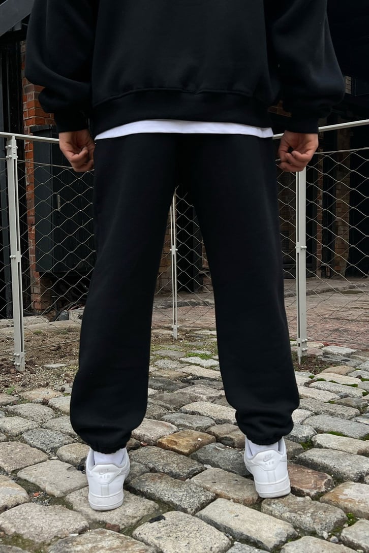 Flaw Atelier Basic Outfit Eşofman Takımı ve Çorap