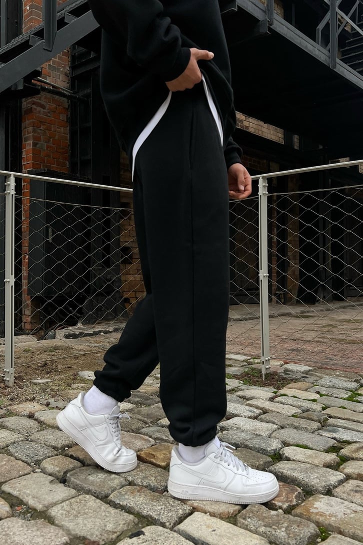 Flaw Atelier Basic Outfit Eşofman Takımı ve Çorap