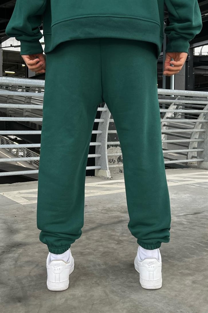 Flaw Atelier Basic Outfit Yeşil İçi Pamuklu Eşofman Takımı ve Beyaz Çorap