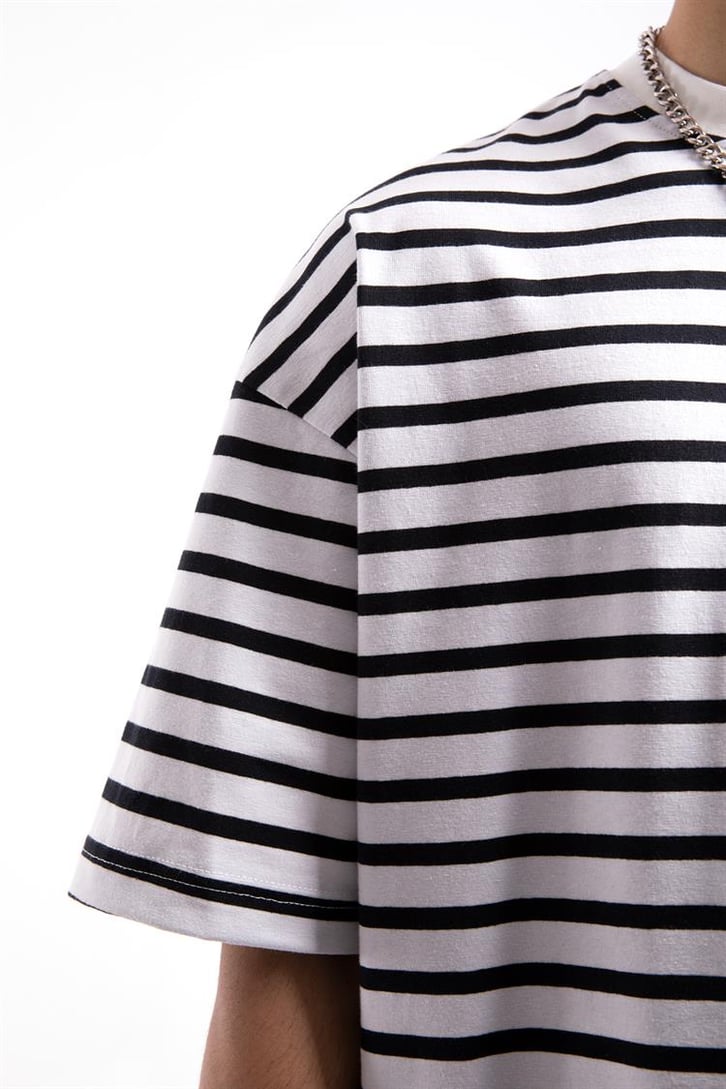 Flaw Atelier Basic Siyah Çizgili Beyaz Oversize Tshirt