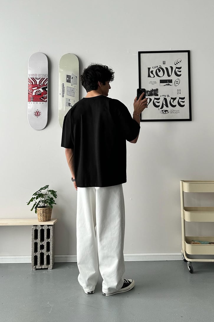 Flaw Atelier Basic Siyah Oversize Tişört