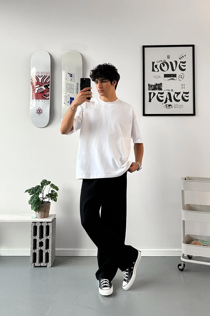 Flaw Atelier Beyaz Oversize Tişört