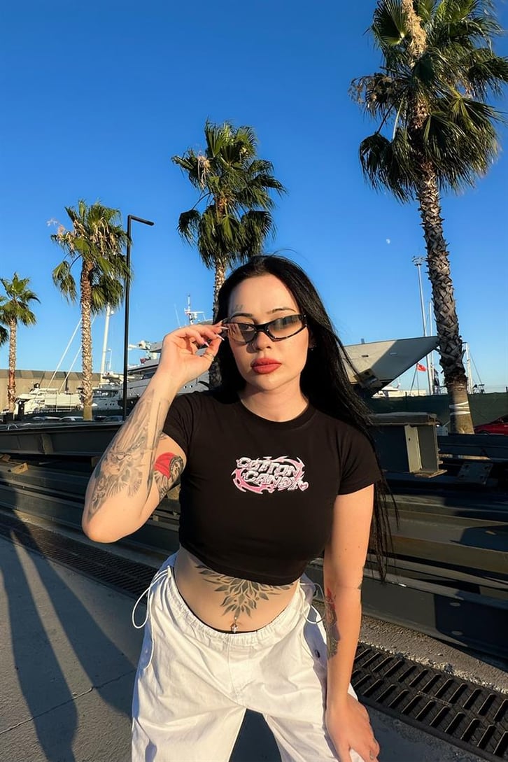 Flaw Atelier Candy Heart Baskılı Siyah Crop