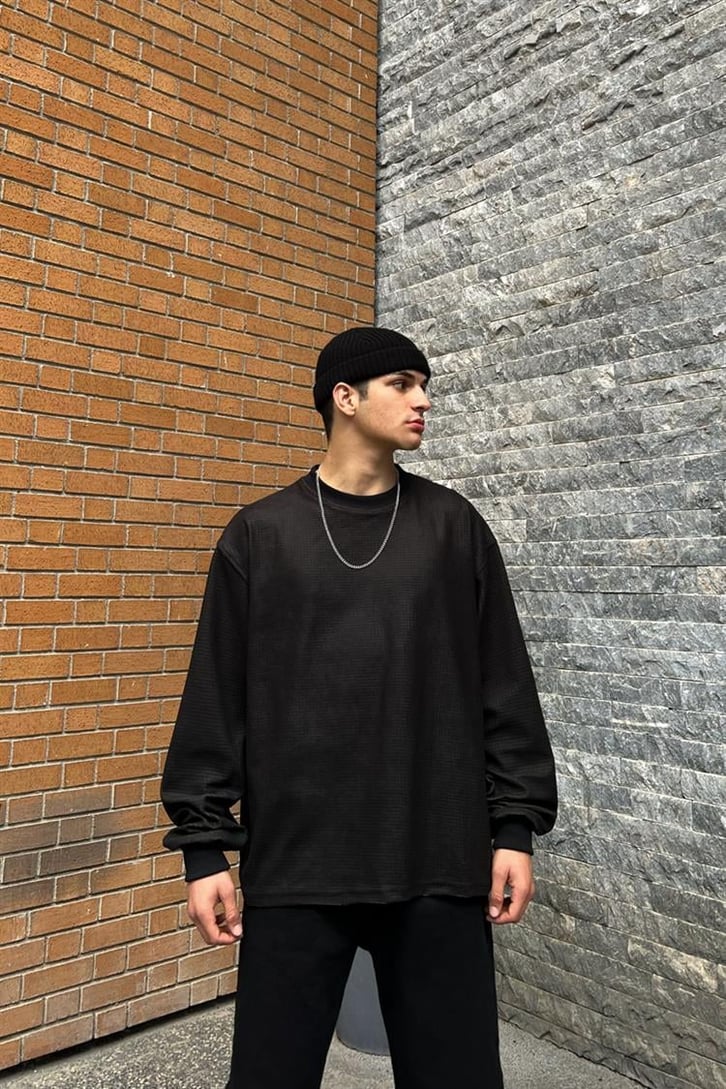 Flaw Atelier Çift Taraflı Siyah Sweatshirt