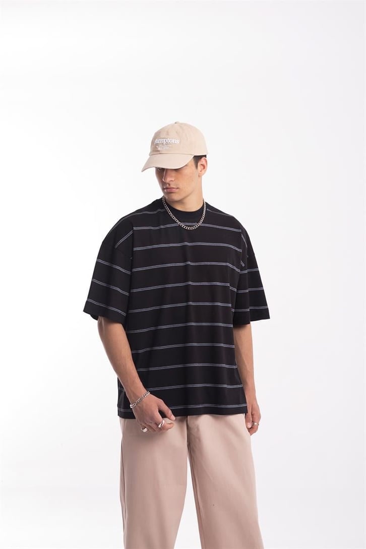 Flaw Atelier Çizgili Siyah Oversize Tshirt