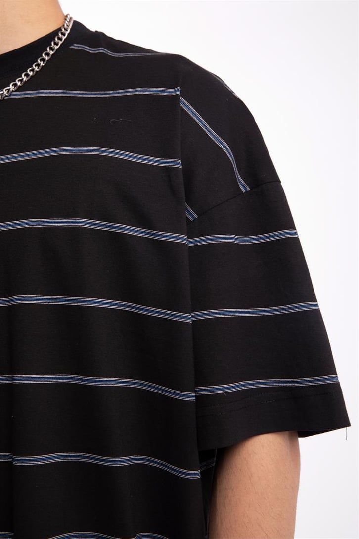 Flaw Atelier Çizgili Siyah Oversize Tshirt
