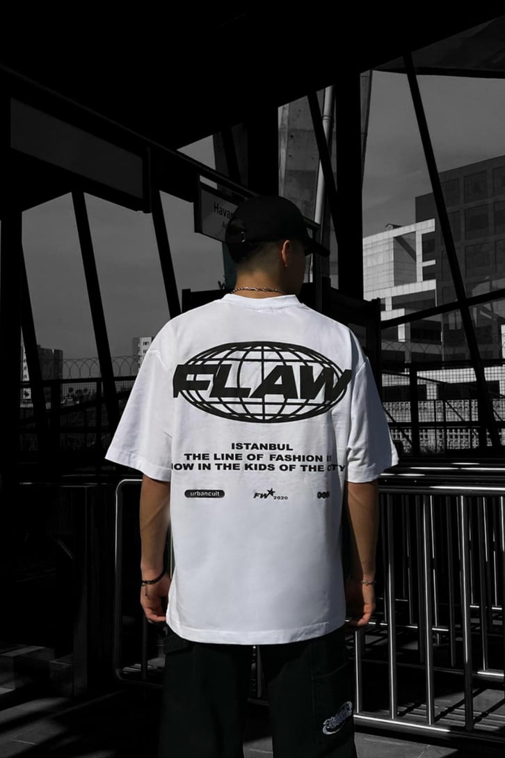 Flaw Atelier Fashion Line Oversize Tshirt