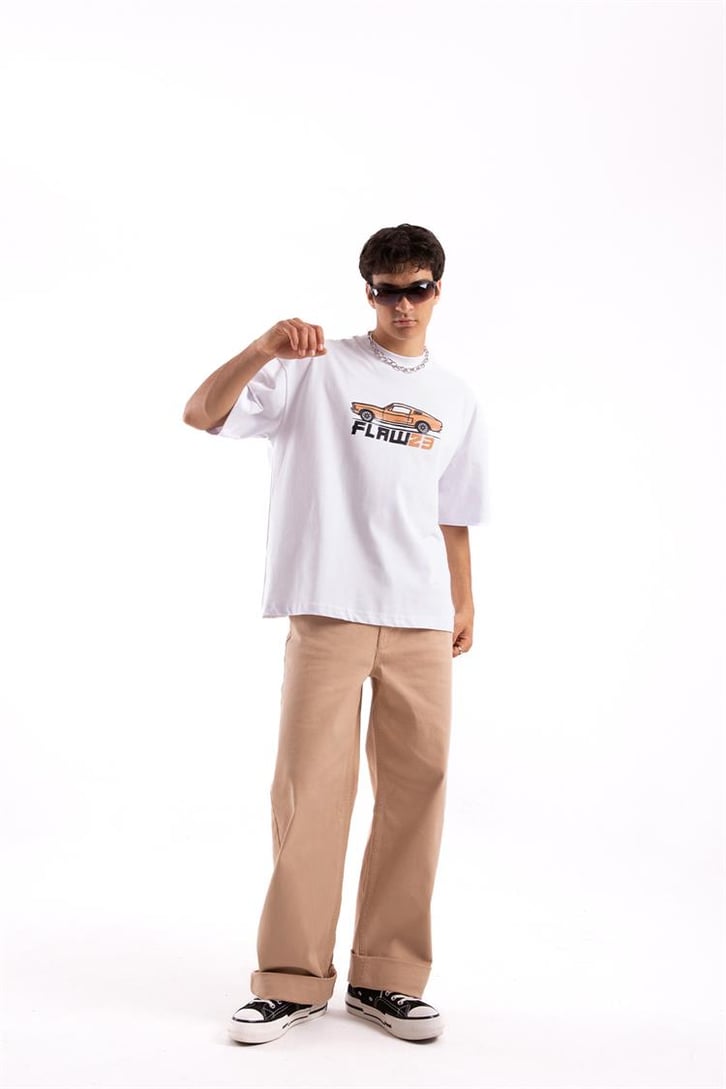 Flaw Atelier Flaw 23 Retro Car Printed Beyaz Oversize Tshirt
