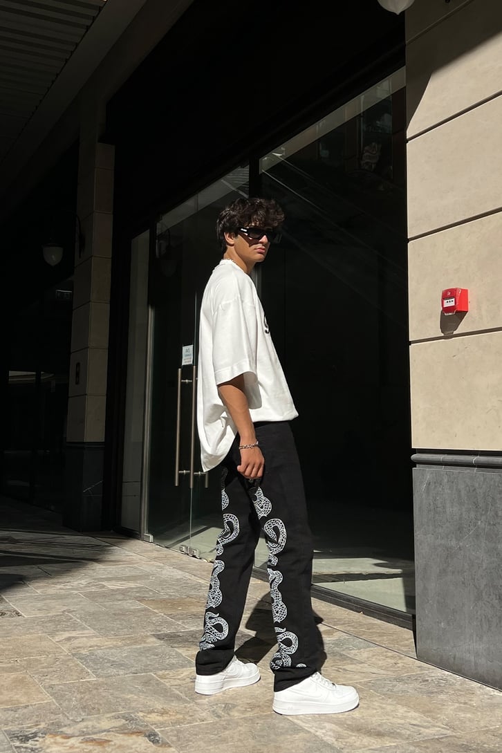 Flaw Atelier Flaw Culture Nakışlı White Oversize Tee