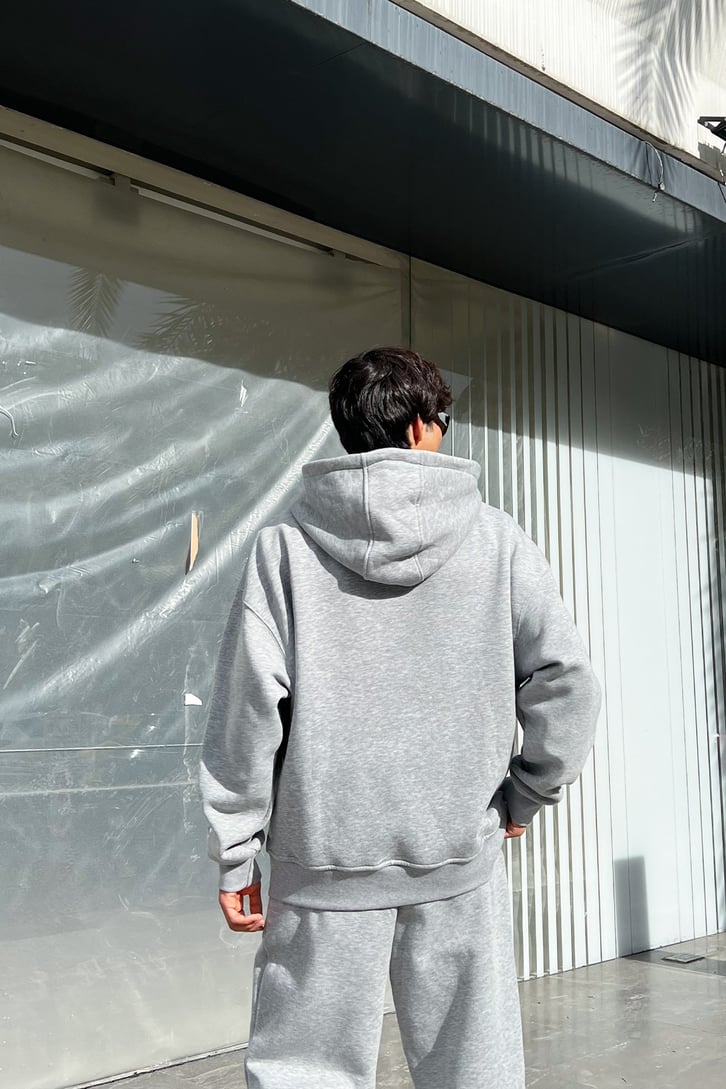 Flaw Atelier Flaw Kol Nakışlı Gri Oversize Sweatshirt
