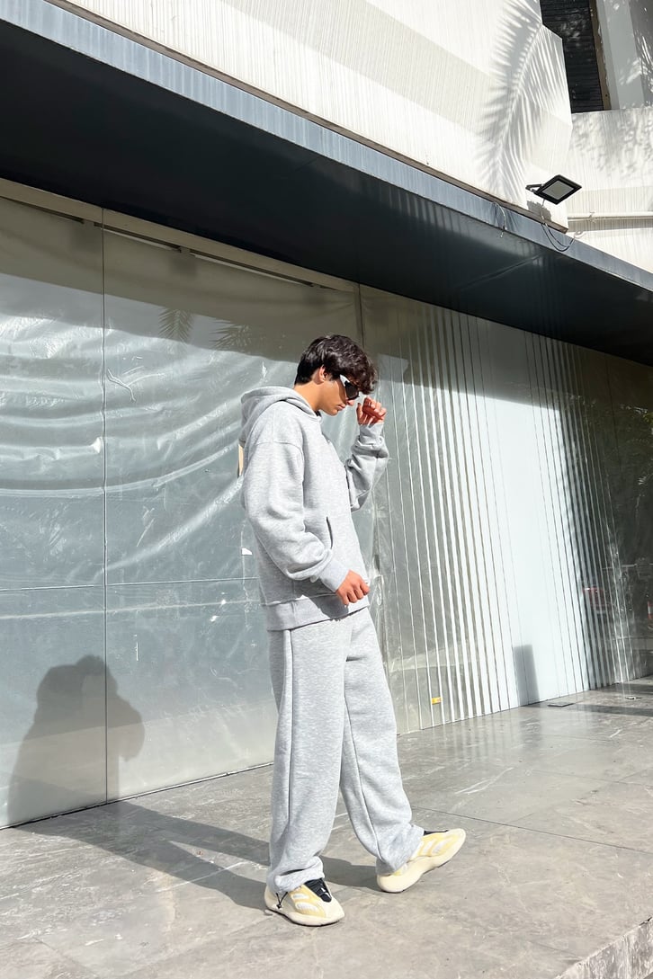 Flaw Atelier Flaw Kol Nakışlı Gri Oversize Sweatshirt