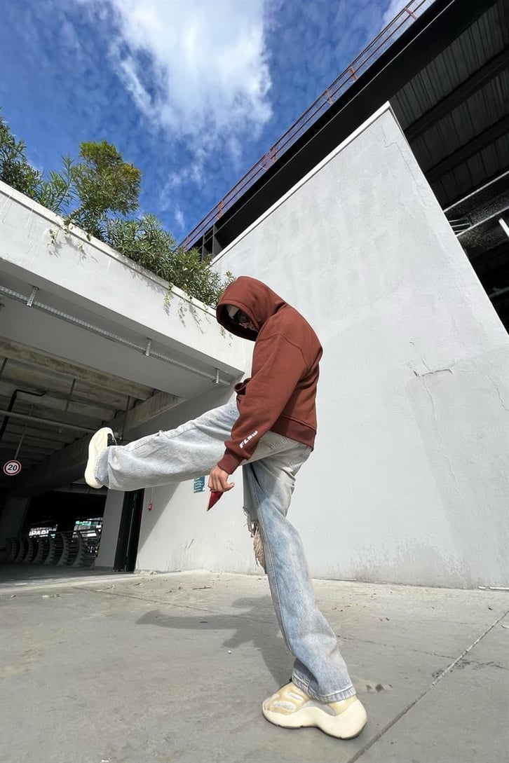 Flaw Atelier Flaw Kol Nakışlı Kahverengi Oversize Hoodie