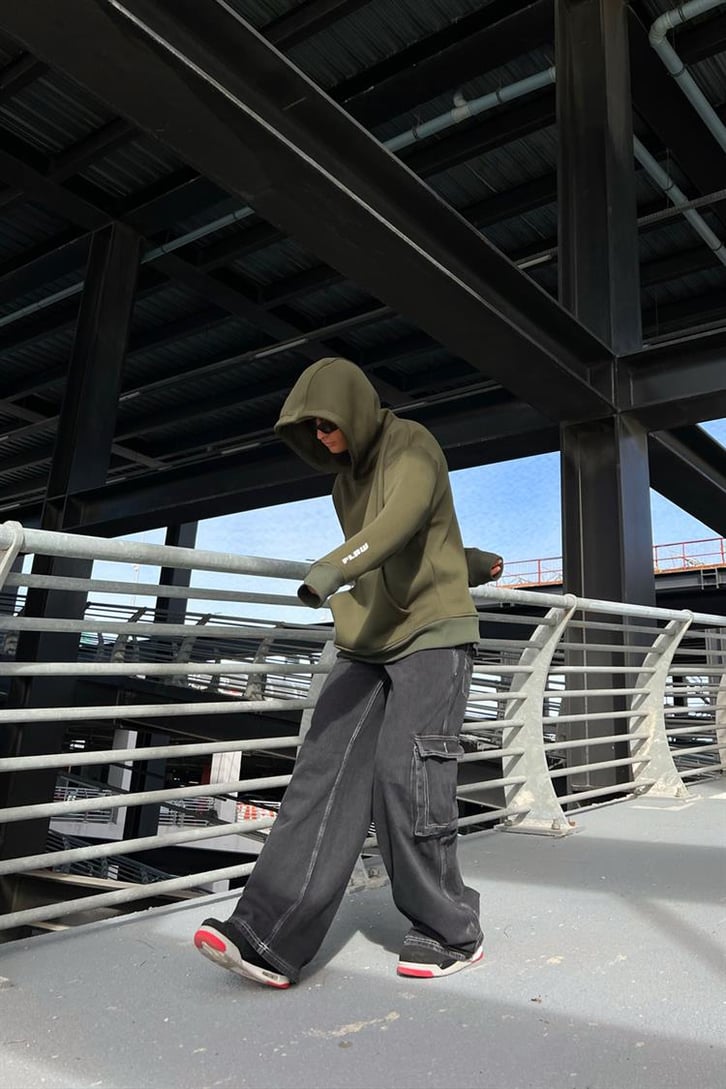Flaw Atelier Flaw Kol Nakışlı Koyu Haki Oversize Hoodie