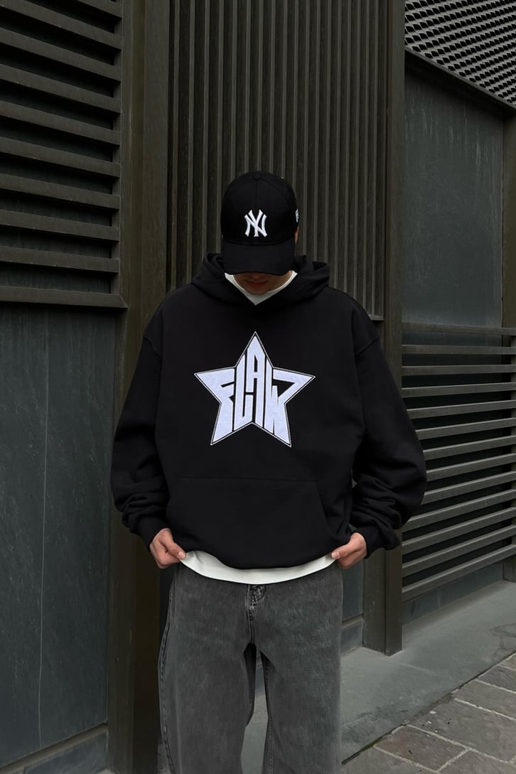 Flaw Atelier Flaw Star Naskışlı Siyah Oversize Hoodie