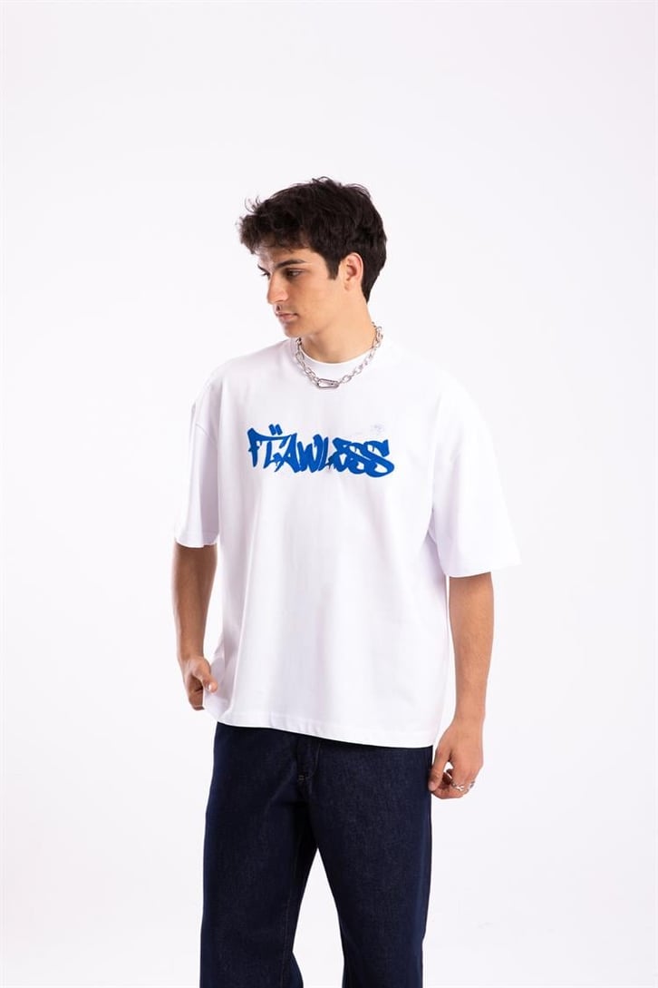 Flaw Atelier Flawless Spray Printed Beyaz Oversize Tshirt