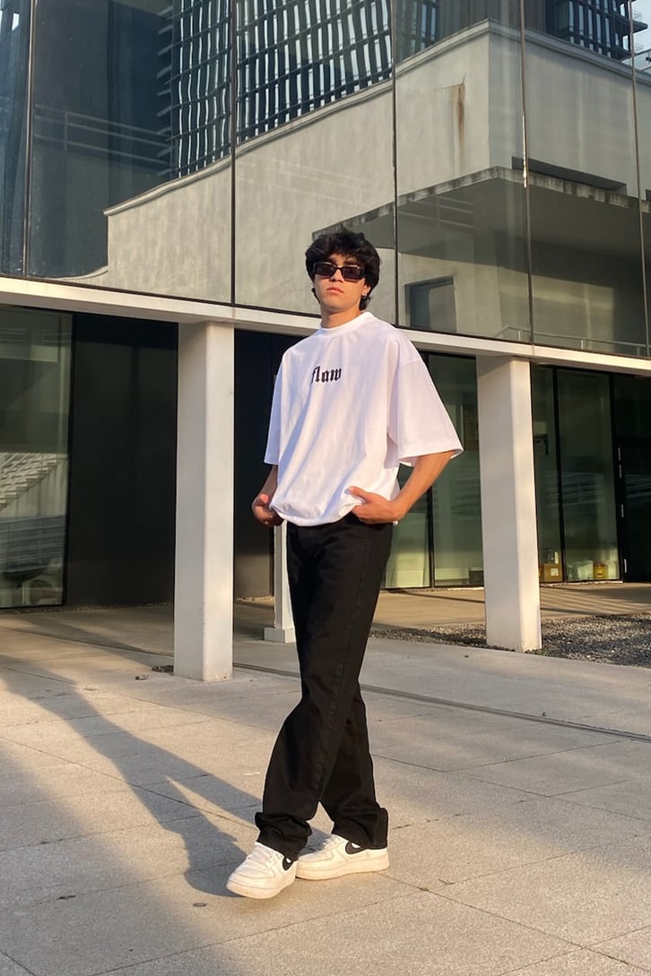 Flaw Atelier Insignia White Oversize Printed Tee