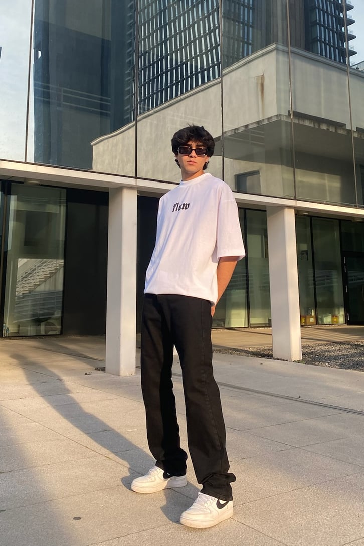 Flaw Atelier Insignia White Oversize Printed Tee