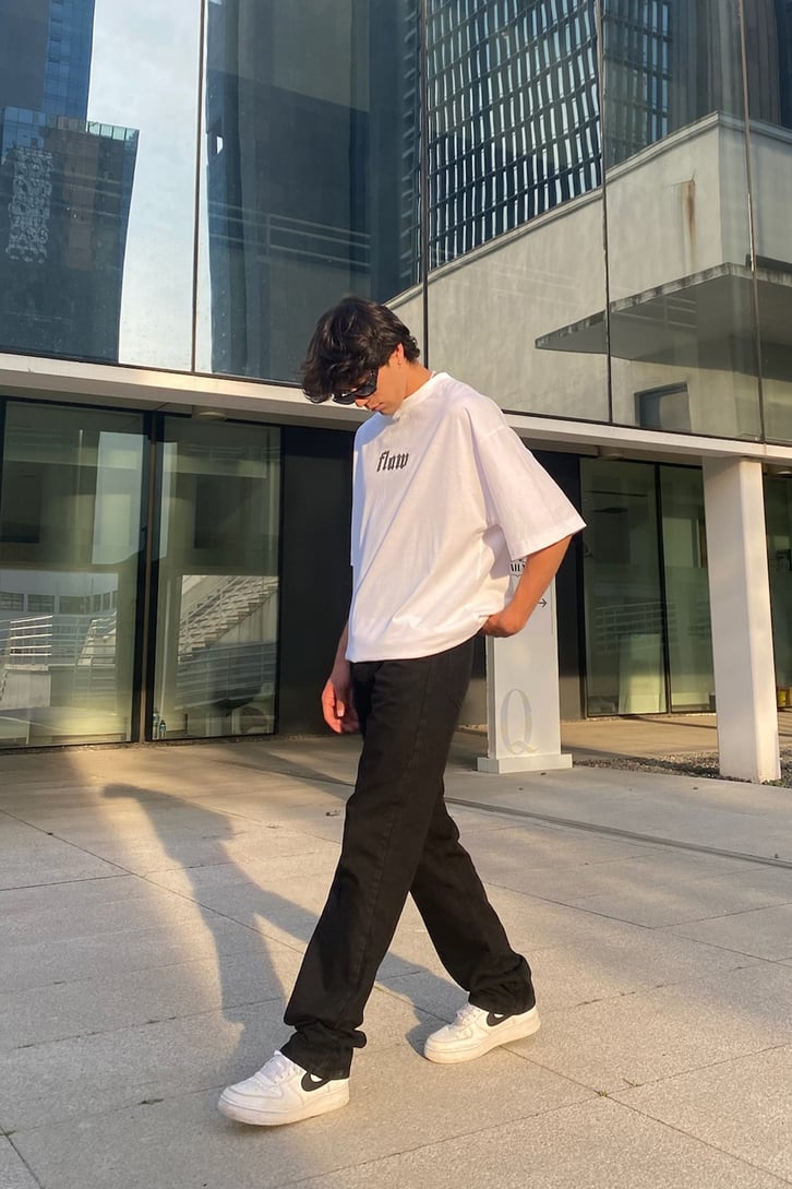 Flaw Atelier Insignia White Oversize Printed Tee