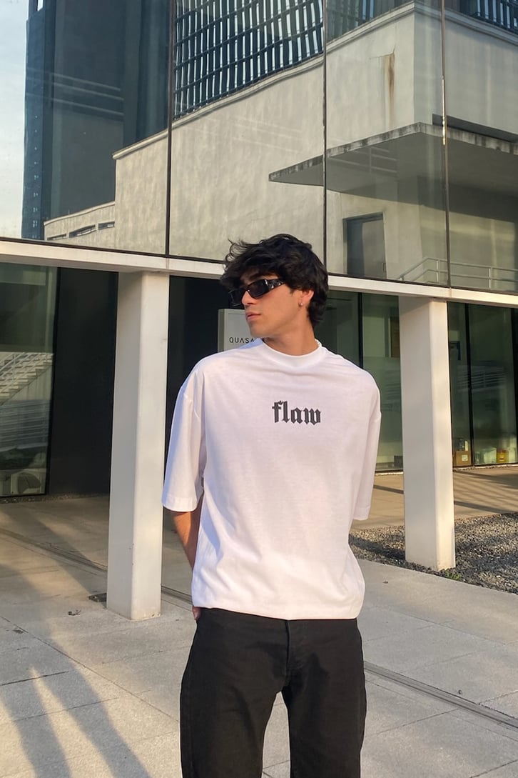Flaw Atelier Insignia White Oversize Printed Tee