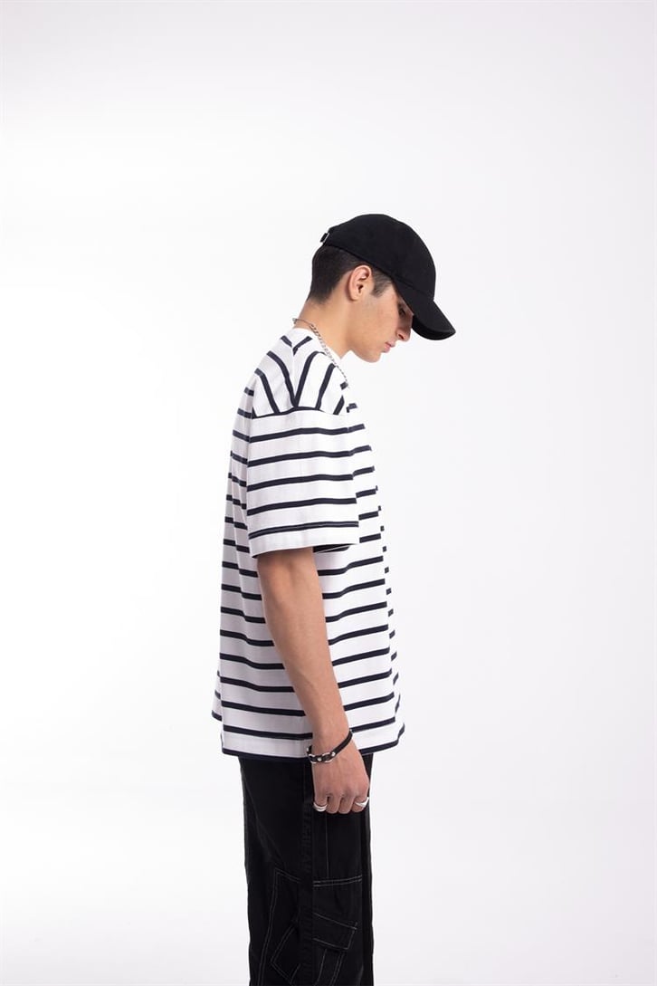Flaw Atelier Lacivert Çizgili Beyaz Oversize Tshirt