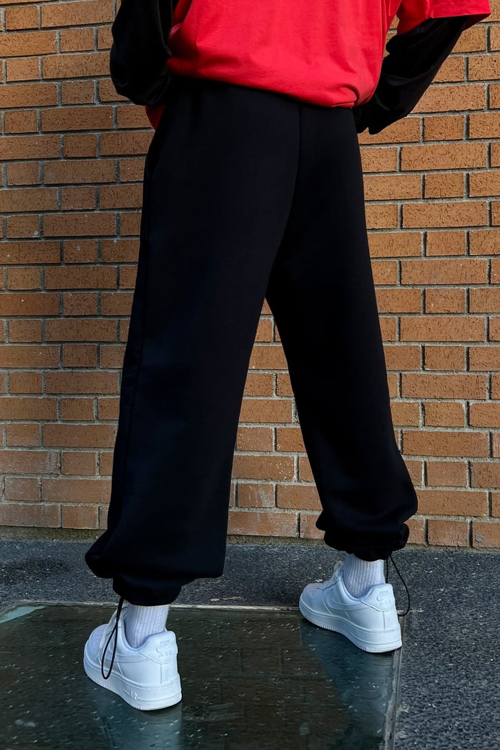 Flaw Atelier Lastikli Paça Siyah Relaxed Eşofman Altı